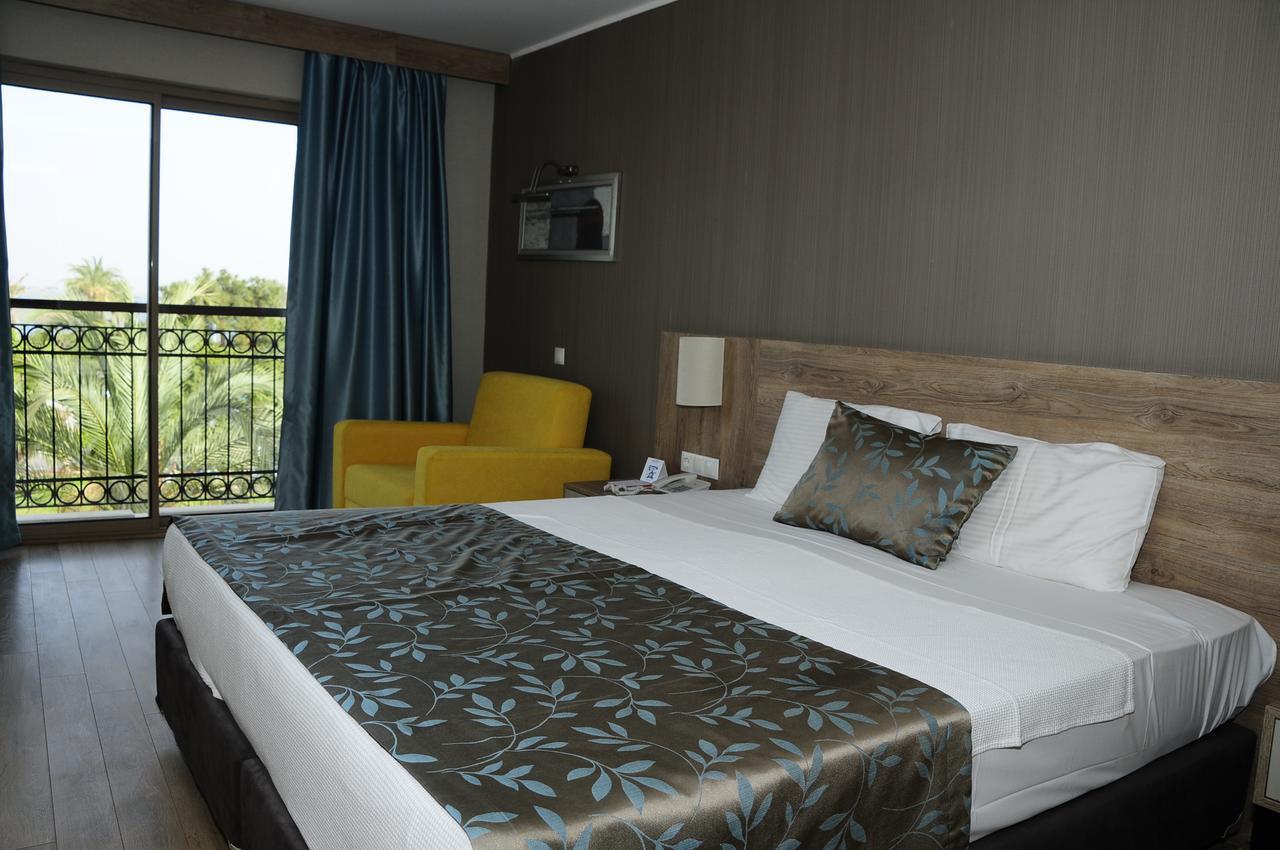 Lucida Beach Hotel Çamyuva エクステリア 写真