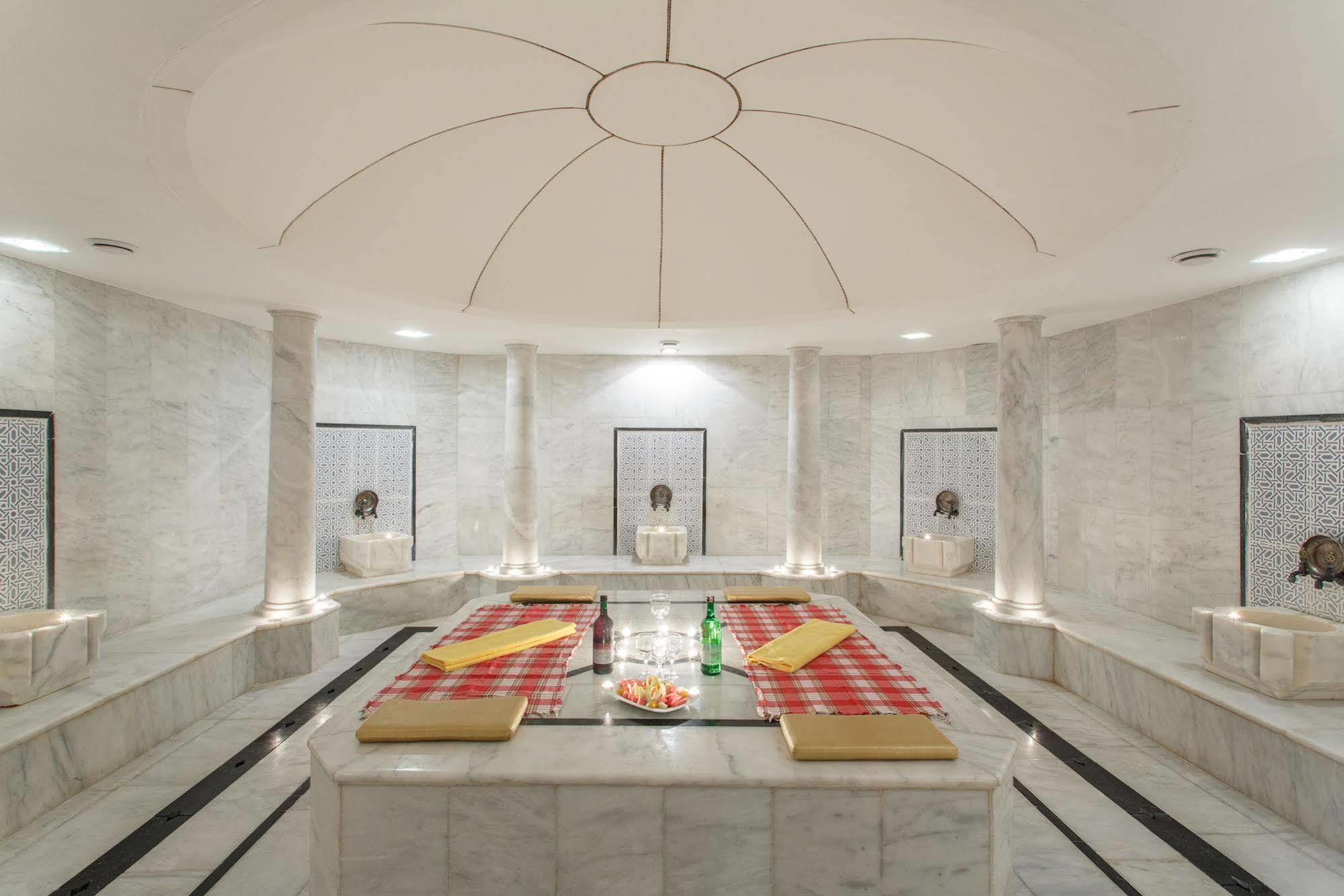 Lucida Beach Hotel Çamyuva エクステリア 写真